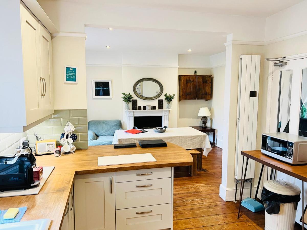 3 Bedroom House, St9, Ryde, Isle Of Wight Райд Екстер'єр фото